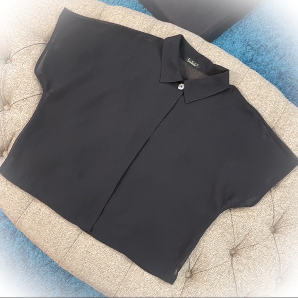 💕Beautiful Black Short Sleeved Sheer Cover up💕 - Picture 9 of 10